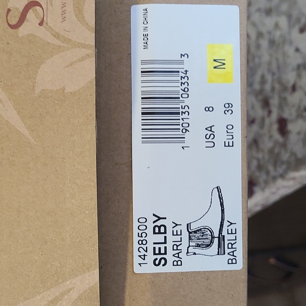 NWT Sofft Leather Boots - Picture 6 of 7